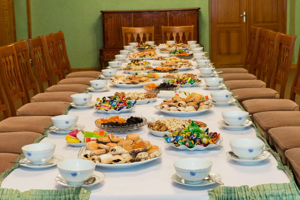 Tourist Hotel Ustʼ-Kamenogorsk エクステリア 写真